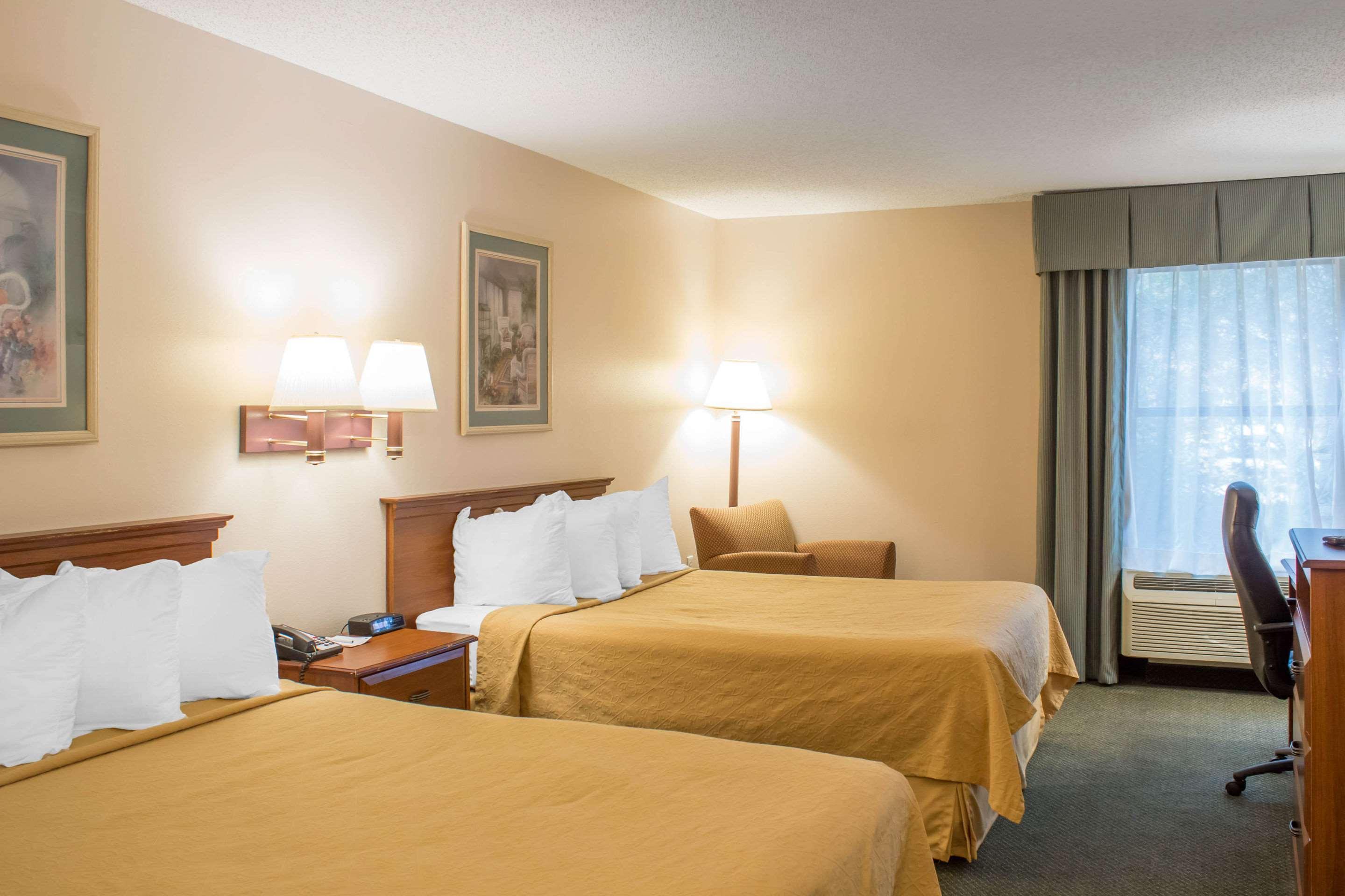 Econo Lodge Raleigh Eksteriør billede
